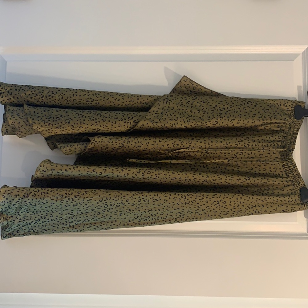 Leopard print flowy midi skirt